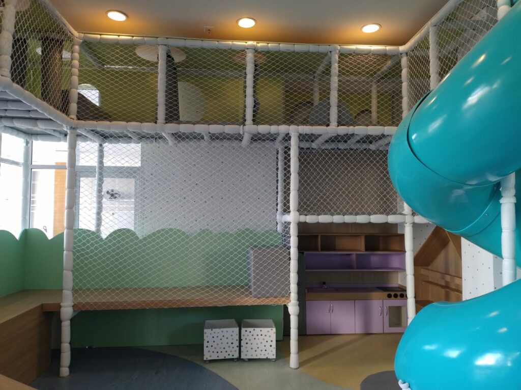 FONTAL KID PLAY